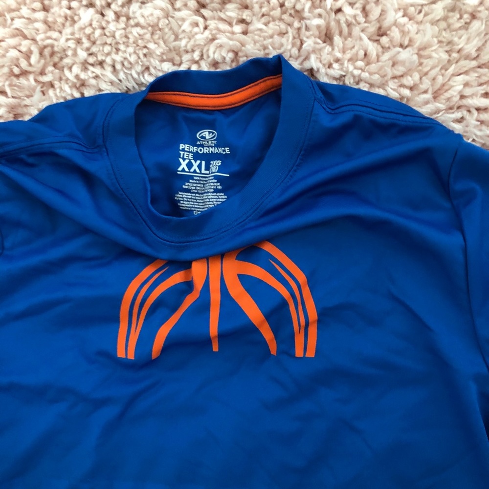 Performance tee athletic shirt - Picture 2 of 2